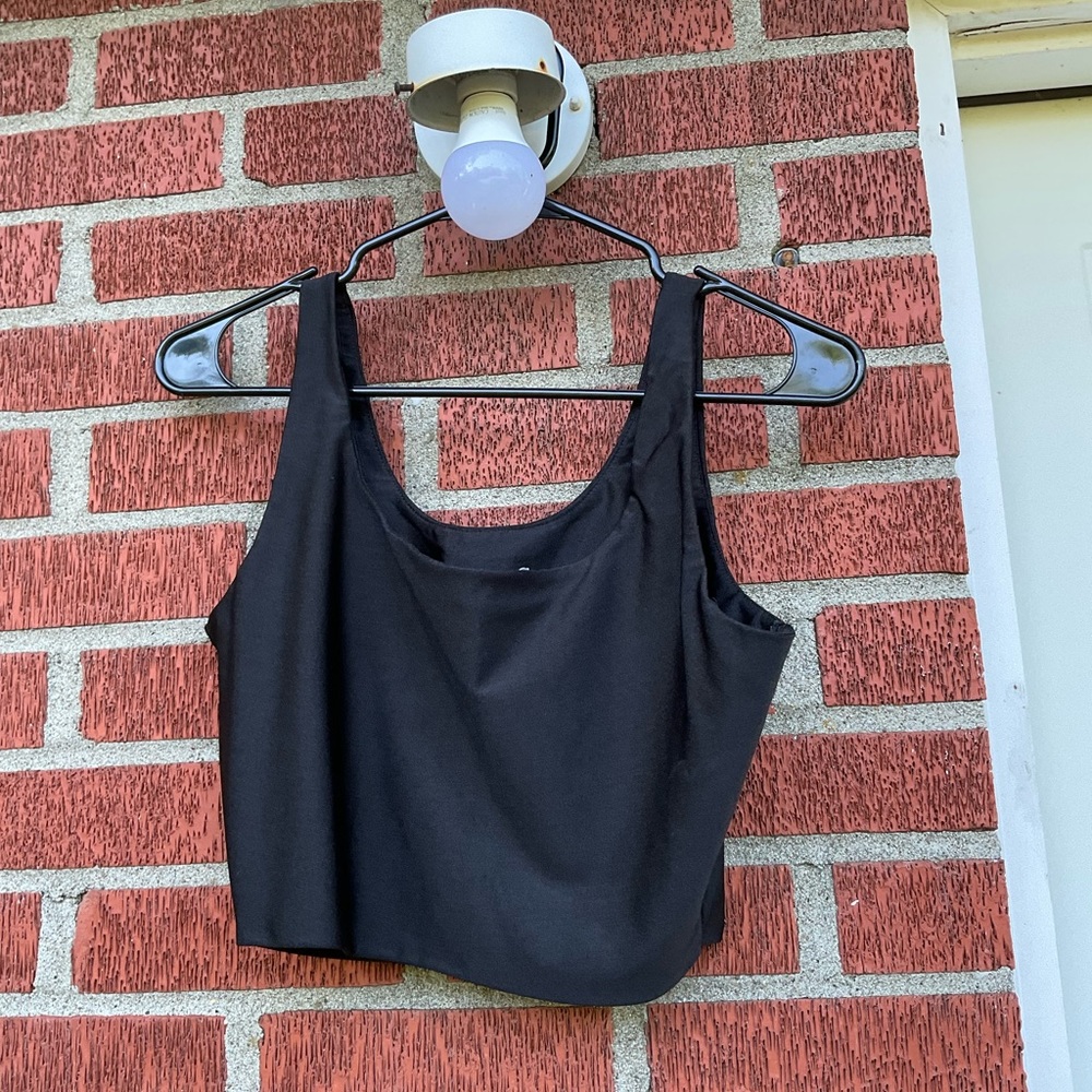 Black crop top